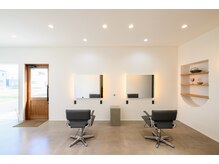 ウミ(umi)の雰囲気（リラックスできる空間で心地よく過ごして頂けます。）