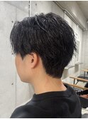 センターパート　ツイストスパイラル　30代メンズ　髪型