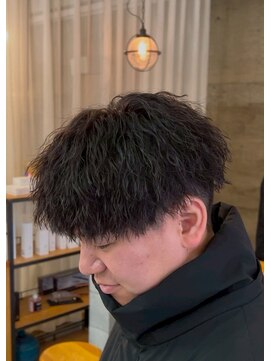 メンズギフト(men's GIFT) ツイストスパイラルパーマメンズカット刈り上げメンズマッシュ