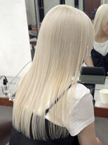 ニコトウキョウ 新宿(nico TOKYO)&nbsp;ホワイトブロンドダブルカラーハイトーン韓国レイヤー