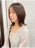 ナチュラル外ハネミディ × 透け感ブラウン
