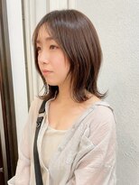 クオート(quoit) ナチュラル外ハネミディ × 透け感ブラウン
