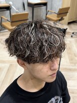 レイズ 名古屋駅(RAYS)&nbsp;【ハイライトパーマ】【波巻きスパイラル】T