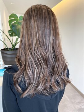 フェーディン(fa/din) コントラストハイライトベージュ