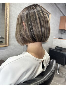 バーチョ(bacio) ブロンドハイライト ボブ【Insta→bacio_ozawa】