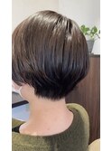 ショートヘア/暗めヘアカラー/暗めアッシュ