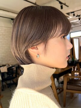ガーデン オオタカノモリ(garden otakanomori) 大人可愛い小顔丸みショート×透明感グレージュカラー