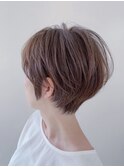 くびれショートボブ＆シルキーベージュ