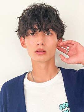 トレス(TRESS) マッシュショート　スパイラルパーマ　メンズヘア　原宿表参道