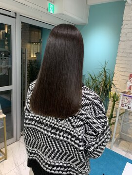 リーホリエ(Lee Horie) 自分の髪が好きになれる髪質改善