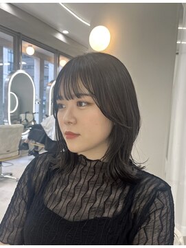 アイドットプラスサッポロ 札幌(i.+SAPPORO) ぱっつんバングナチュラルくびれミディアム