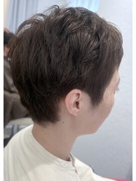 ウイ バイ ファースト 北四番丁店(u'i by first) すっきり軽め、カジュアルスタイル