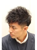 スパイラルパーマツーブロック刈り上げショートウェーブバーバー