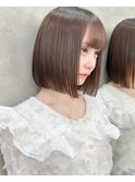 オリーブグレー/前髪/ボブ/マロンベージュ/レイヤーカット/小顔