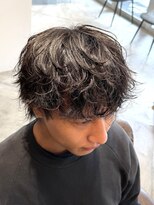 ノイセル(Noisyle)&nbsp;刈り上げセンターパート/波巻きツイストスパイラル/西長堀