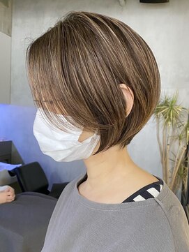 エリマ 武蔵小杉(elima) 武蔵小杉白髪染めハンサムショートウルフベージュアッシュグレー