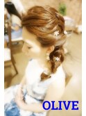 オリーブ　ヘアセット　編み込みヘアー