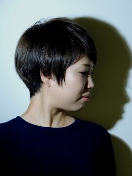 エイト(8 eit) ８eit 《山下》  大人のショートヘアー