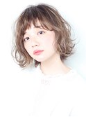 カールショートボブ