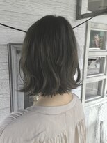 シュ シュ 旭店(chou chou)&nbsp;柔らかな透明感オリーブグレージュ×切りっぱなしボブ