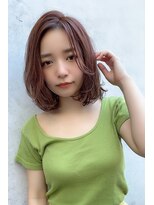 【shige】耳掛けウエーブパーマフォギーベージュスリークボブ