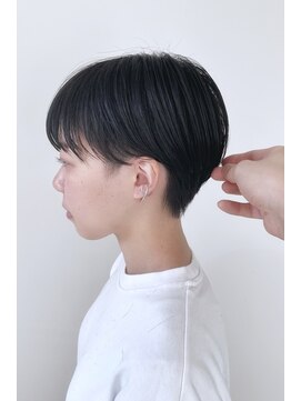 ゴーズゴードットビー 吉祥寺(go s go .b) すっきり甘刈りの可愛いマッシュショート【吉祥寺】