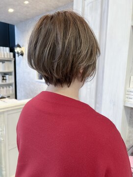 キャアリー(Caary) 福山市美容室Caary人気 ハイトーンショート細めハイライト
