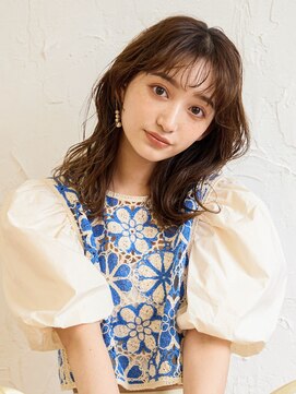 リーナ(LIENA) ふわふわくびれウルフパーマ