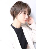 大人可愛い小顔ショコラアッシュ横顔美人くびれショートA2