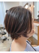 ルーツマーチン(ROOTSmartin)&nbsp;前下がりショートボブ