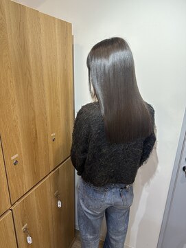 イオエ 岡本(ioe) 髪質改善/チェリーブラウン/モード/ダークアッシュ/イメチェン