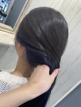 ルシール バイ アリア(Lucir by aria) インナーネイビーカラー♪