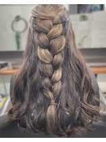 ニシンザ(NISHINZA)&nbsp;ダウンスタイルアレンジ