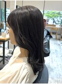 顔周りレイヤーカットくびれヘアミルクティーベージュカラー