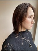 美髪ストレートで外ハネスタイル