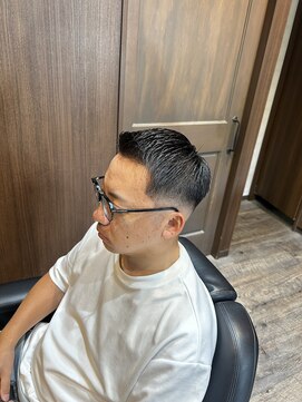 バーバーショップ スバル(BARBERSHOP SUBARU) <理容室><バーバー>フェザーアップ