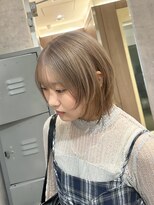 ベモ(NVEMO)&nbsp;ミルクティーボブ ハイトーンボブ フェイスレイヤー