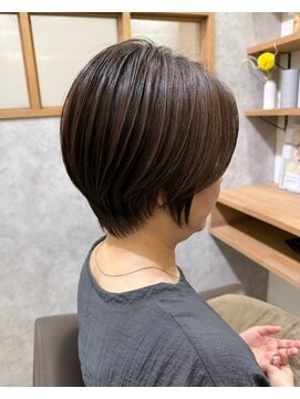 ロッカ(ROCCA) 大人美人ショートボブ