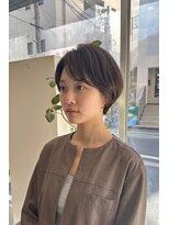 トレ(tre.)&nbsp;流し前髪の大人ハンサムショート