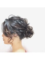 シエル(hair terrace Ciel)&nbsp;ぎゅっとならない柔らかシルエットアップ