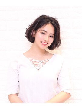 レアール アームス(LeR ames) 耳かけ大人ボブ