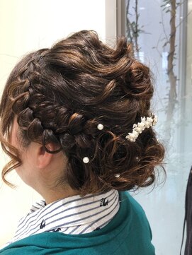 ルシエル バイ カトレアグループ(Le Ciel) パーティ、お呼ばれヘア