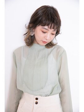 マウロア(MAULOA) 【MAULOA】大人かわいいくびれミディ 外ハネ オリーブグレージュ