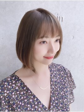 ドゥマン(Demain) ★◎ボブカーキグレージュ大人かわいいフェザーバング小顔カット