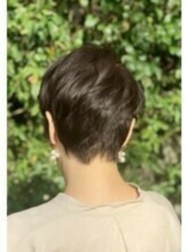 アクアマリン8810 ハチハチイチゼロ(AQUA MARINE 8810) 大人可愛いイメチェンモードヘアダークアッシュチェリーブラウン