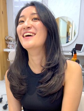 アフロートリノ(AFLOAT Leino) 小顔ヘルシーレイヤースタイル透明感カラー【修】20代30代40代