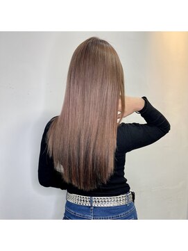 フツーロ 栄(FUTURO) カラー