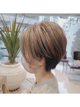 ロハスバイケンジ(LOHAS by KENJE) ミルクティー×ブラック ハイデザインマッシュ