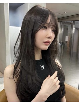 サイン 表参道(SIGN) 韓国ヘアグレージュカラーブリーチ無し髪質改善イヤリングカラー