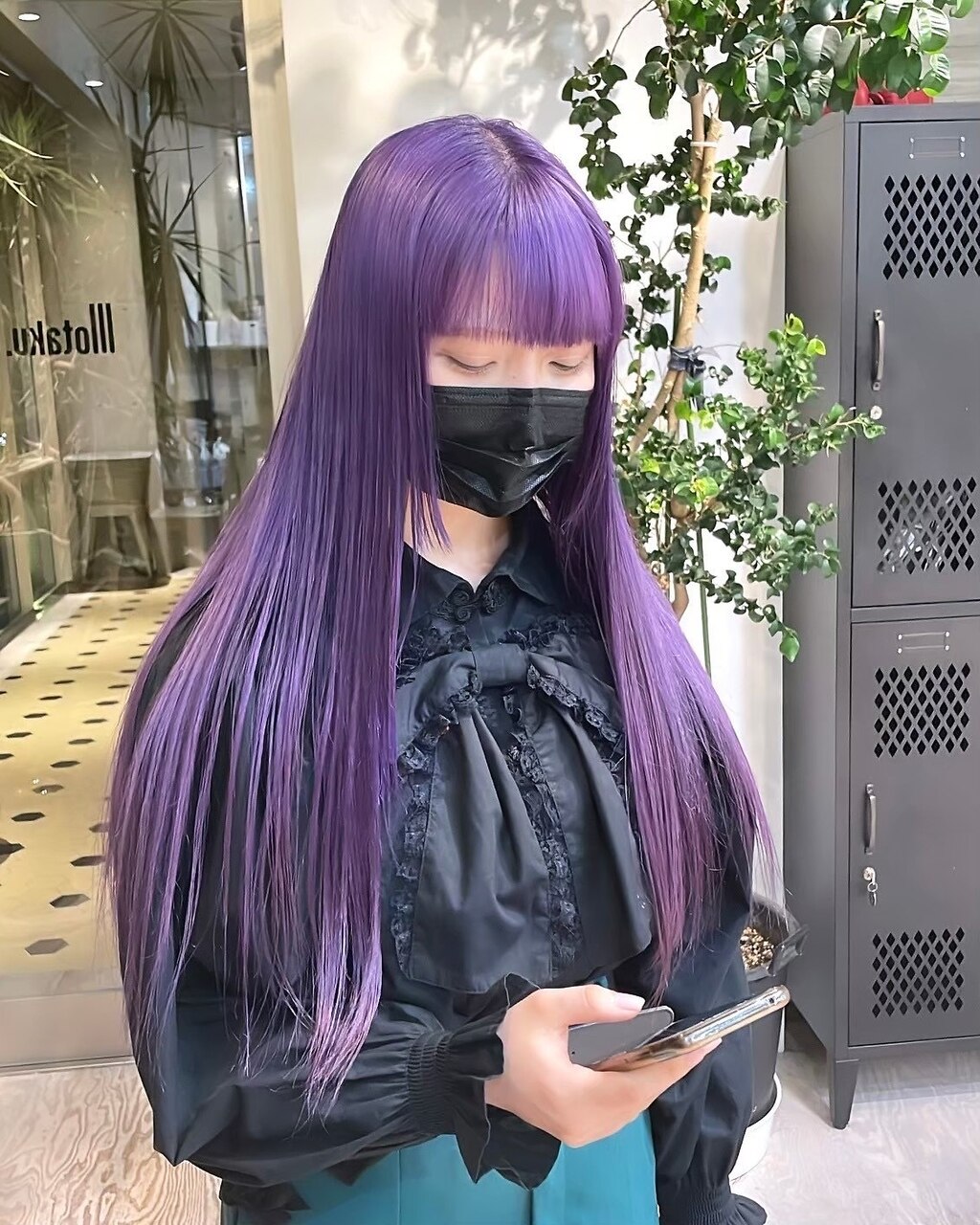 バイオレットカラー紫髪派手髪パープルカラーダブルカラー艶髪